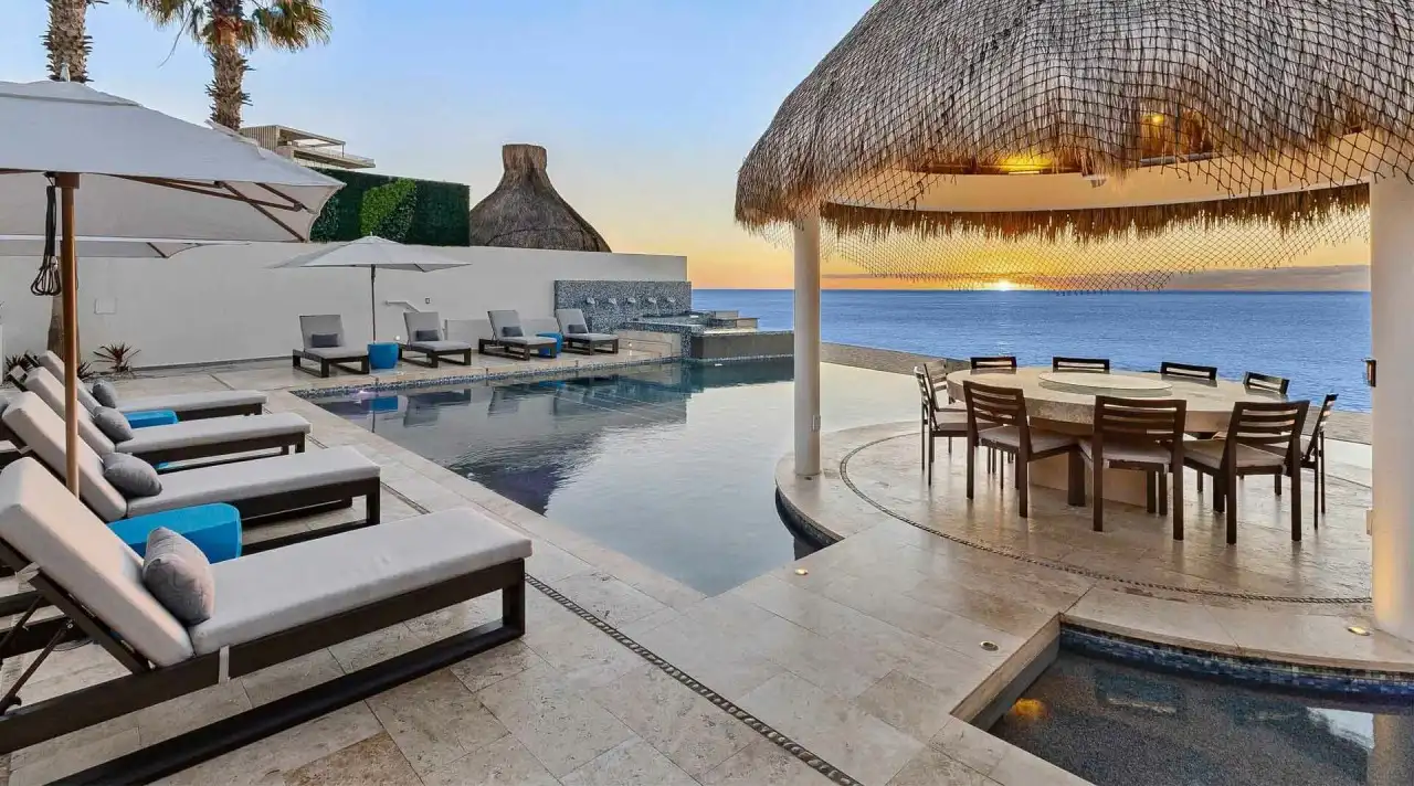 Why Private Villa Rentals Offer More Value and Comfort Than Hotels